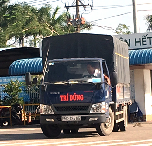 Xe tải chở hàng đi Tỉnh giá rẻ, uy tín và chuyên nghiệp